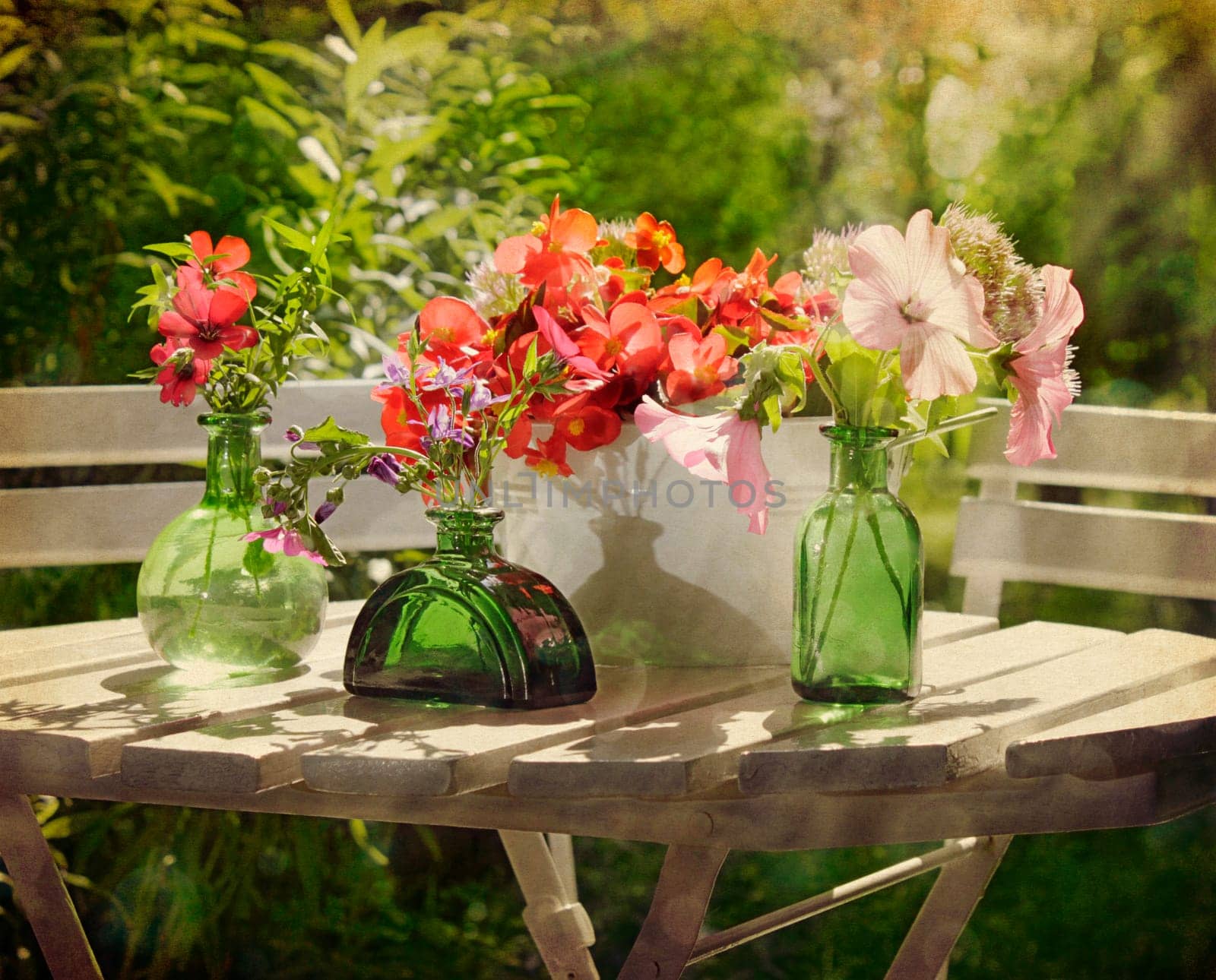 Garden Motif - Retro Style