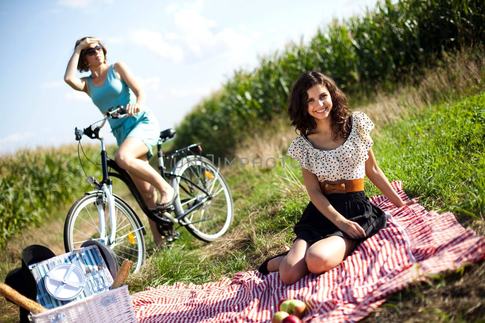 Girlfriends on picnic