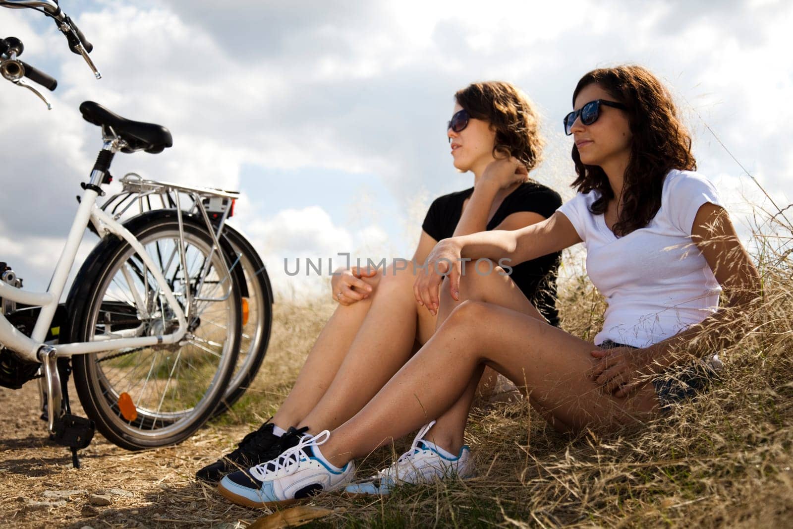 Girls on bike tour, enjoying