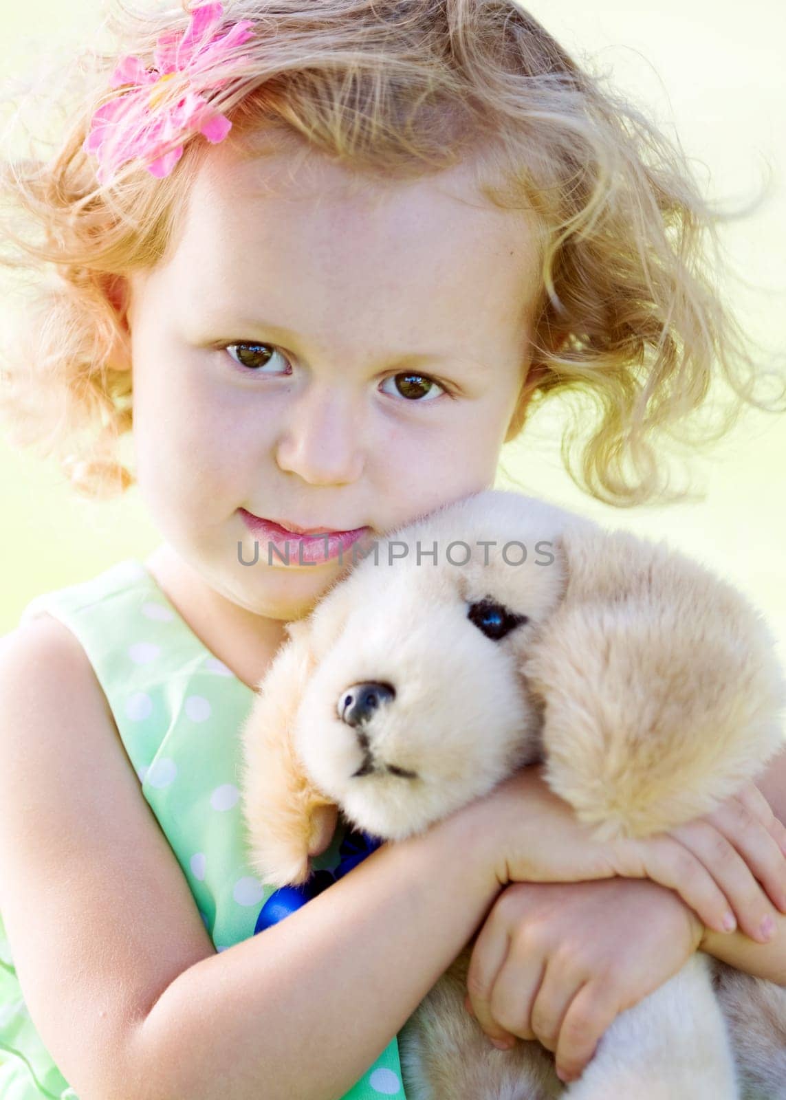 little girl with teddy bear