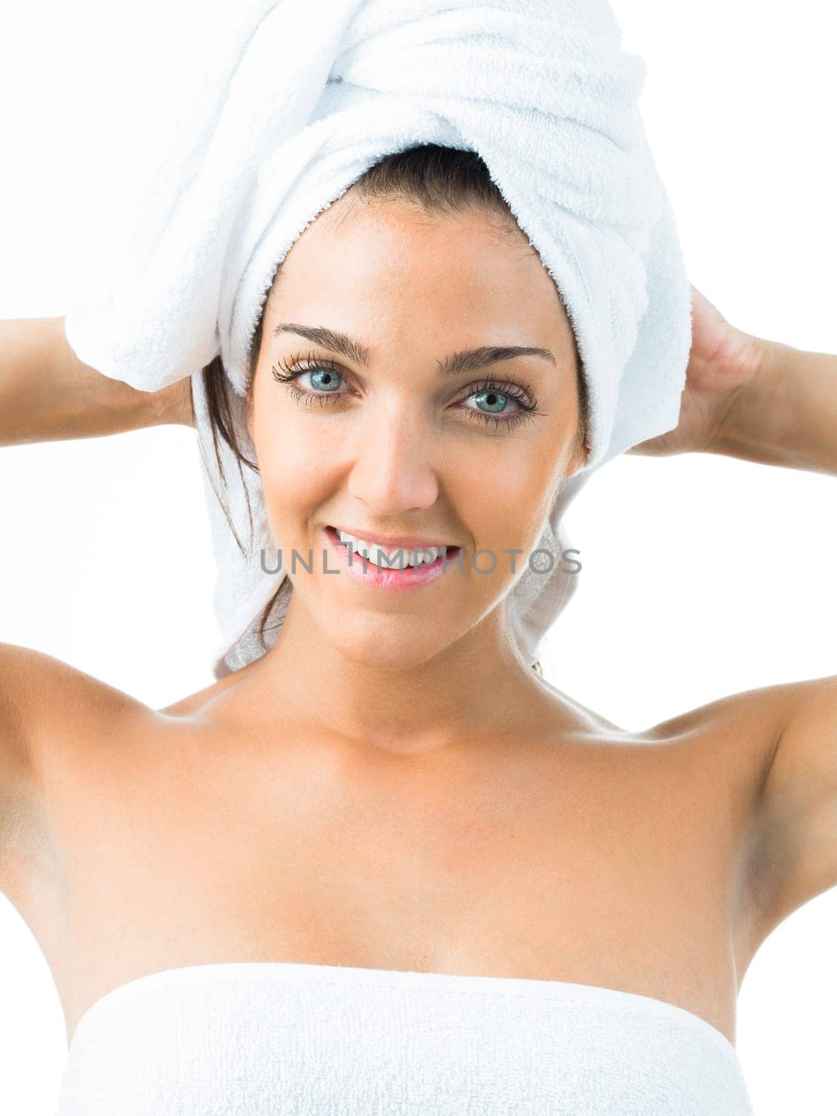 beautiful woman with no make up smiling