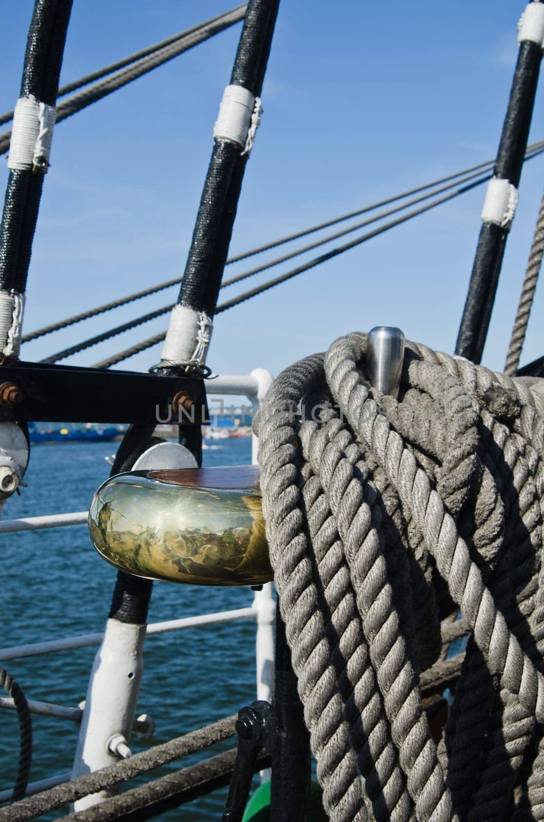 The ropes braided in bays on an ancient sailing vessel