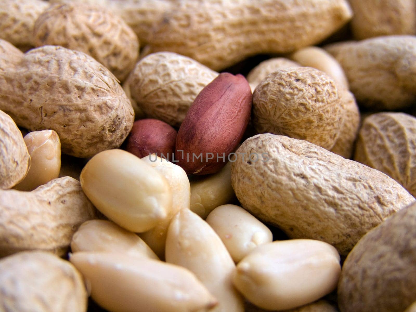 Agricultural background, a pile of beautiful peanut