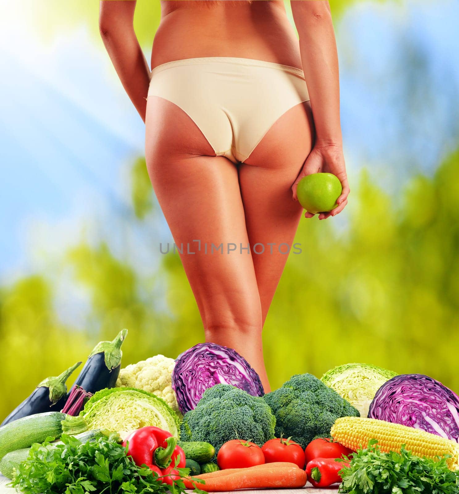 Dieting. Balanced diet based on raw organic vegetables