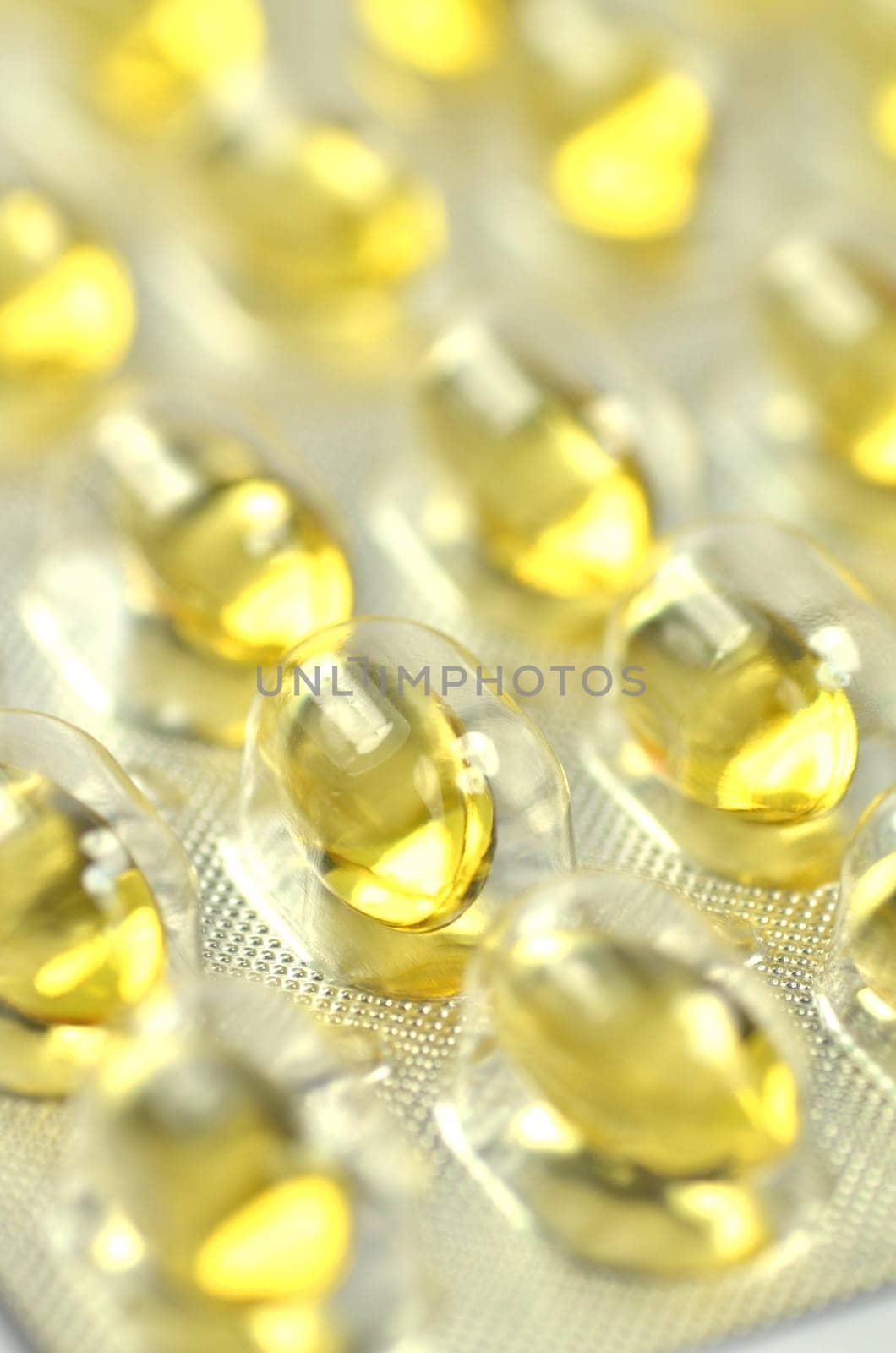 fish oil capsules in blister