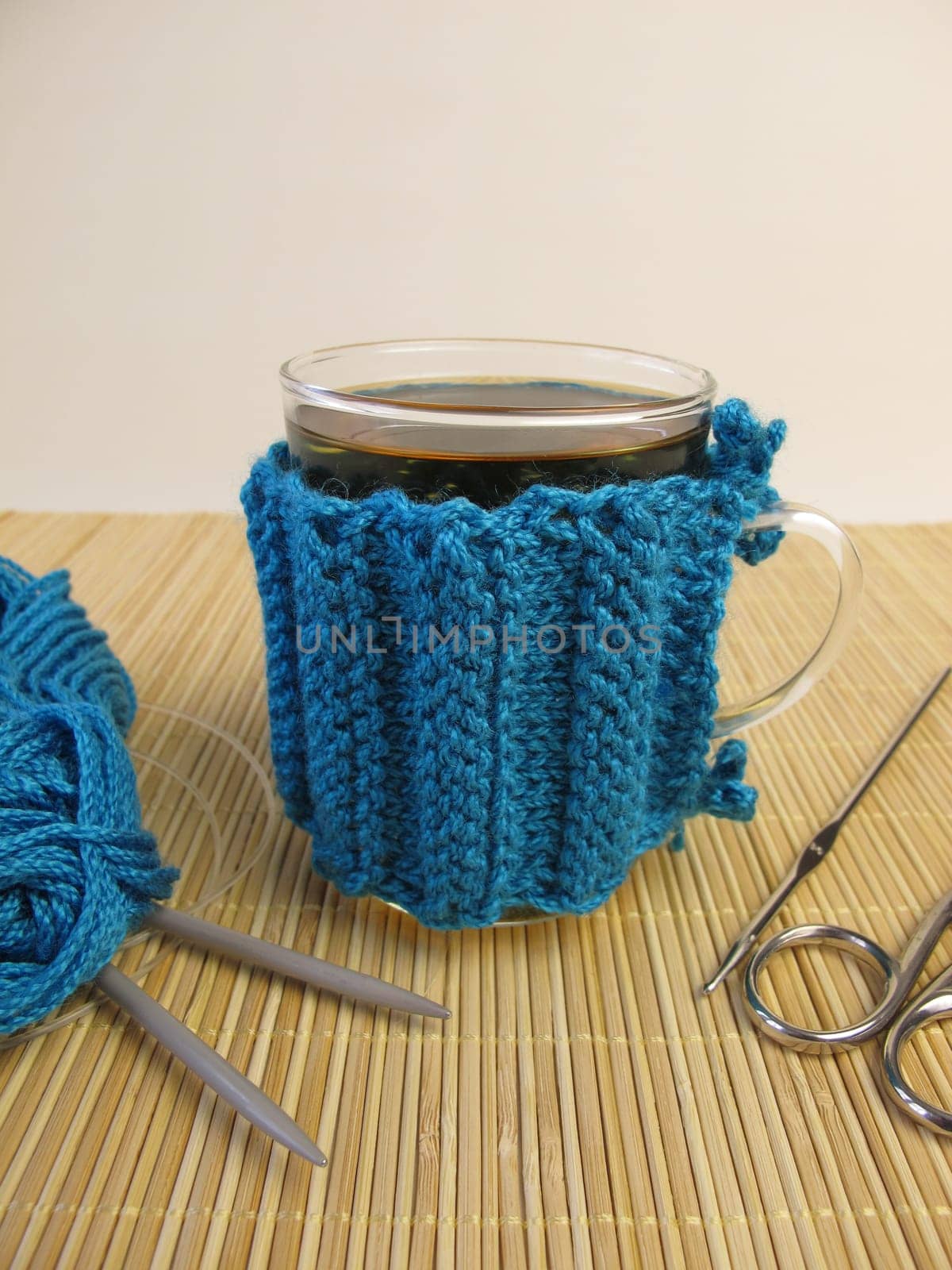 Tricked tea warmer