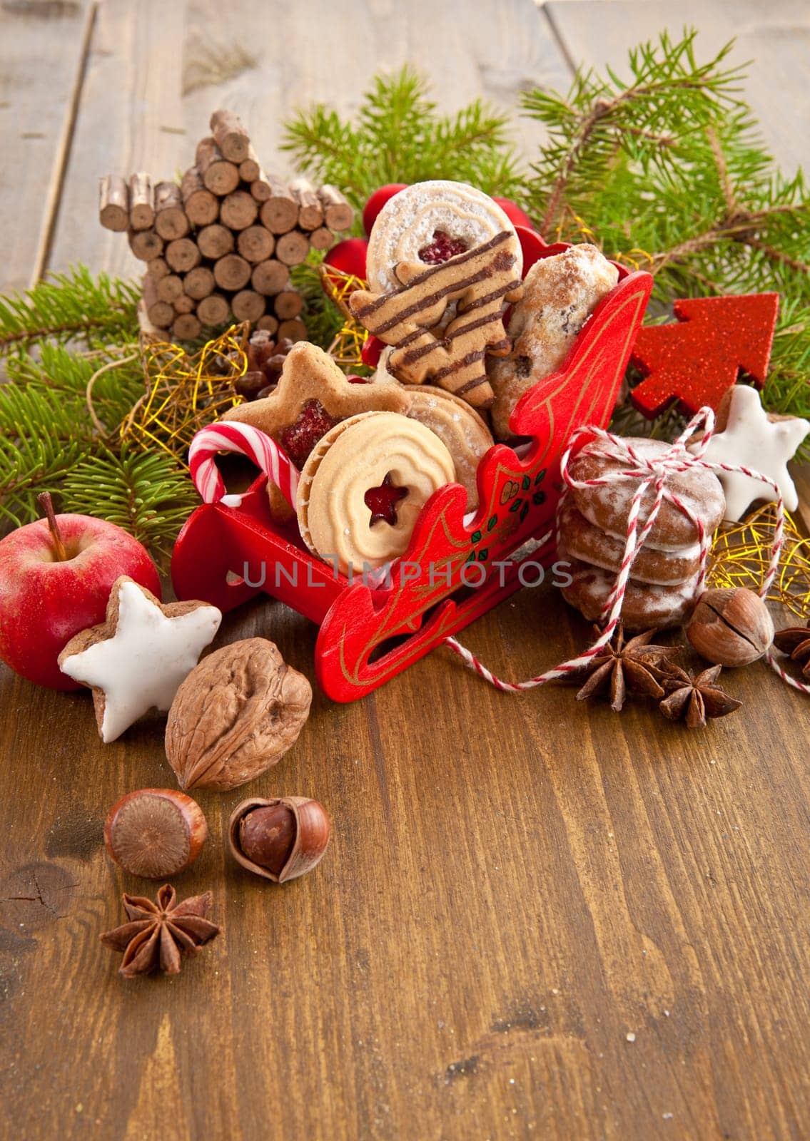 Small sleigh with places for Christmas