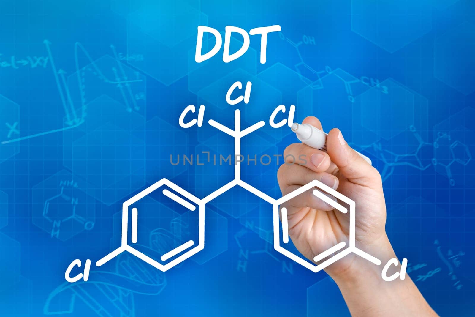 Hand draws chemical structural formula of DDT