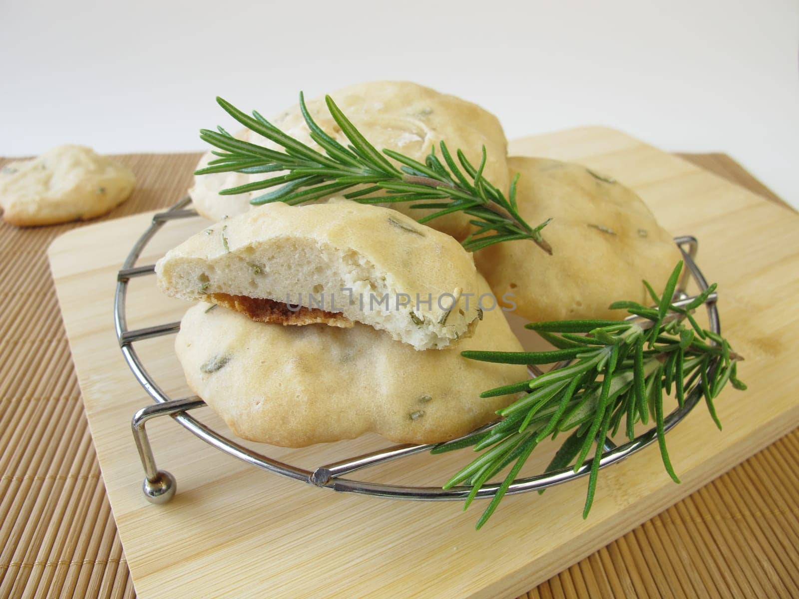 Bread cakes with rosemary