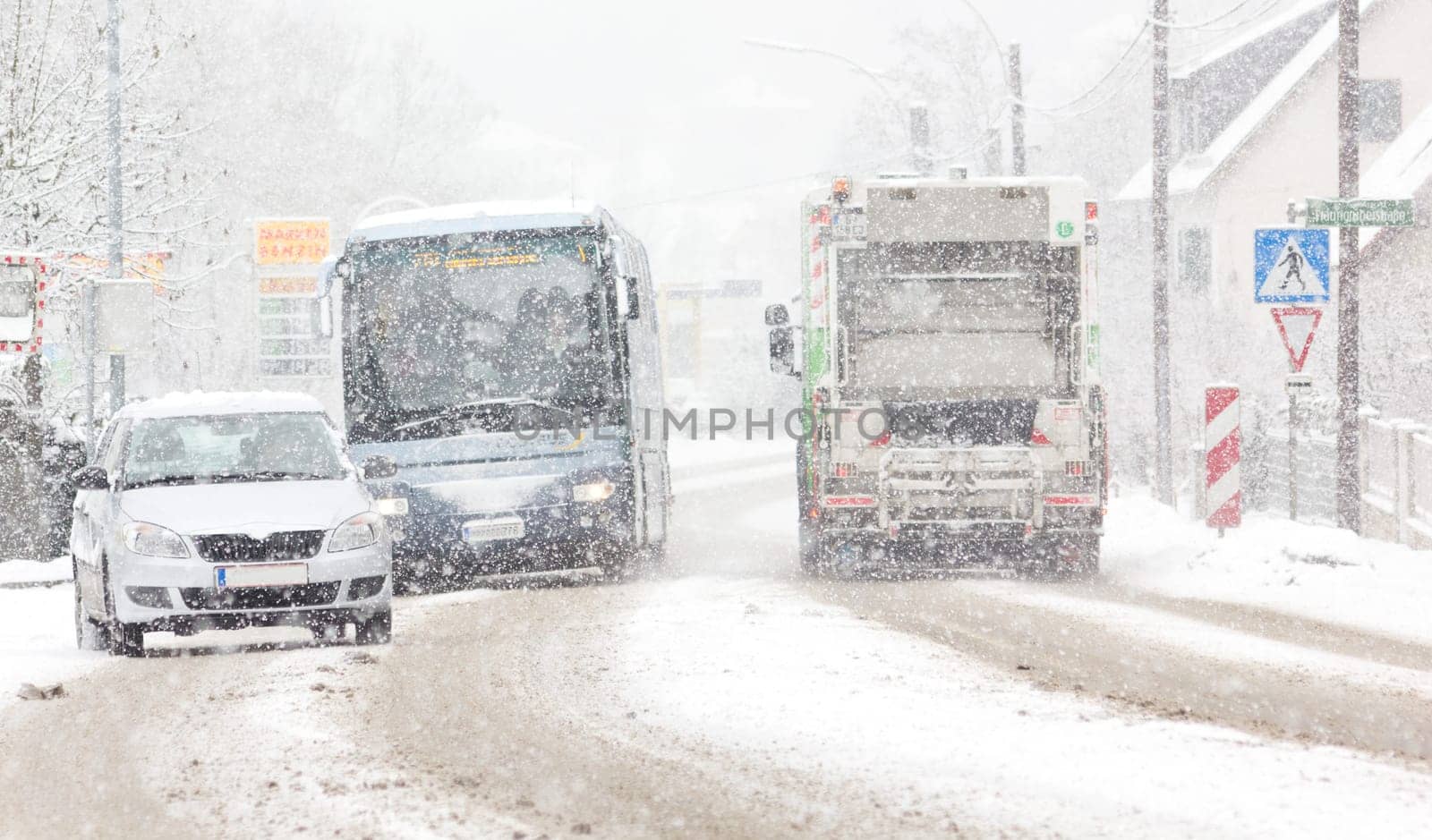 Snow chaos