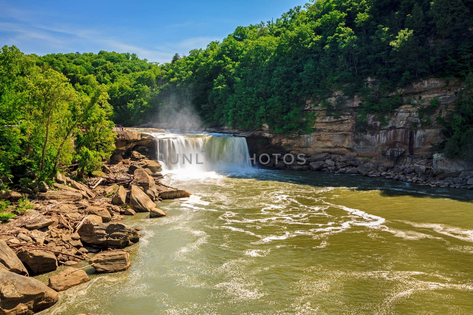 Scenic view of Cumberland falls in southern Kentucky in spring