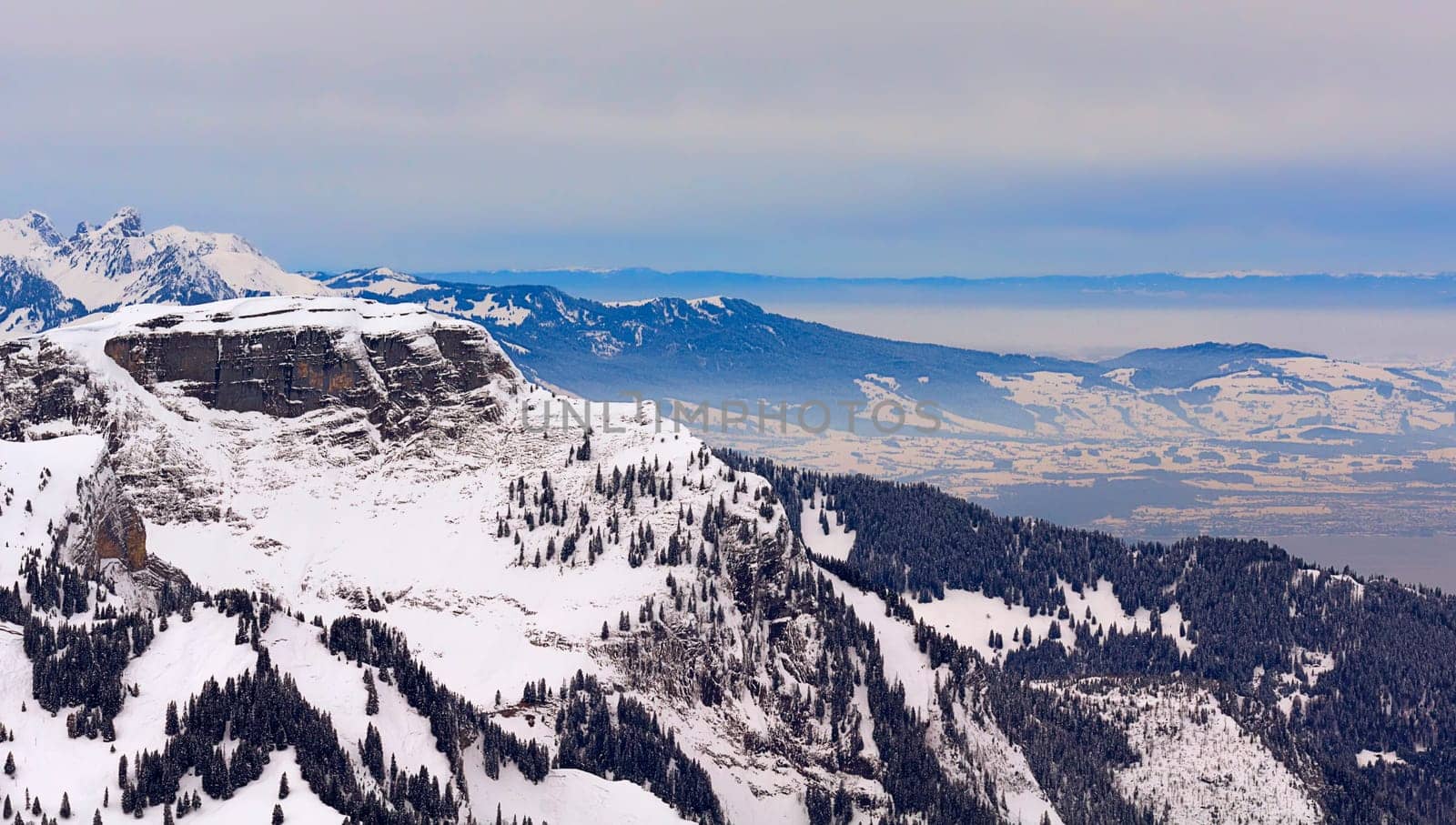 View from the Bernese Oberland to the Jura