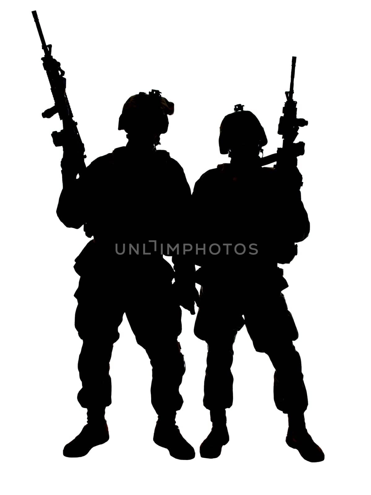 Silhouette of two US marines with rifles