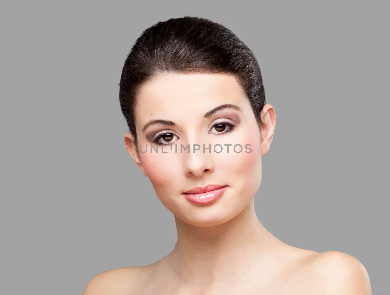 Beauty portrait of a beautiful young woman