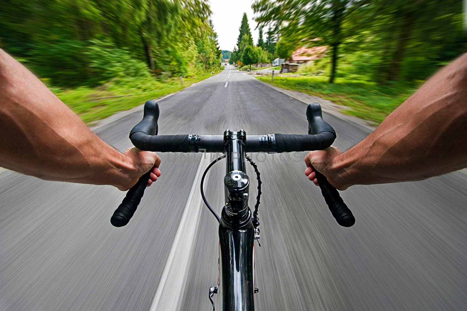 Road cycling wide angle high speed shoot