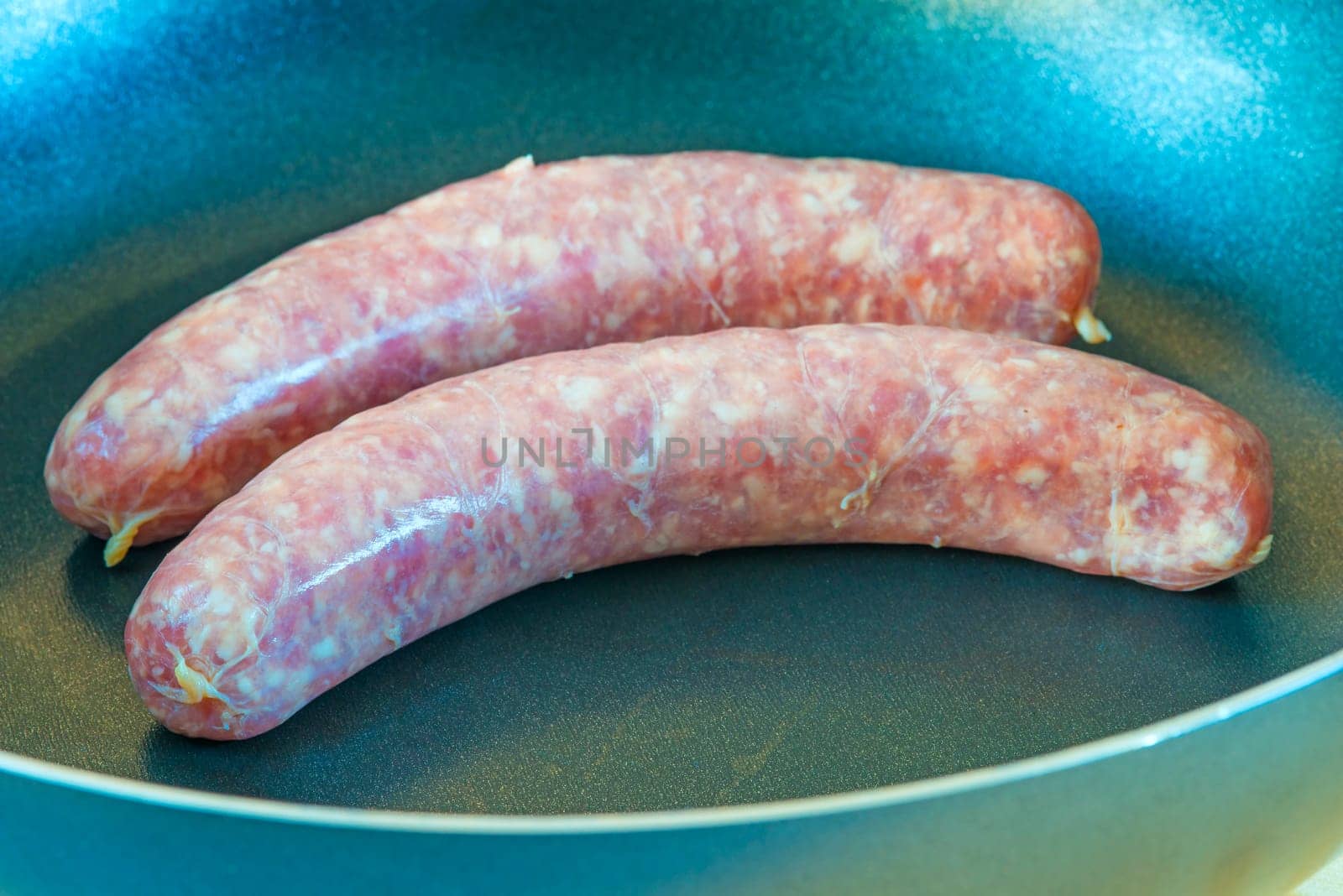 Bratwurst in the pan
