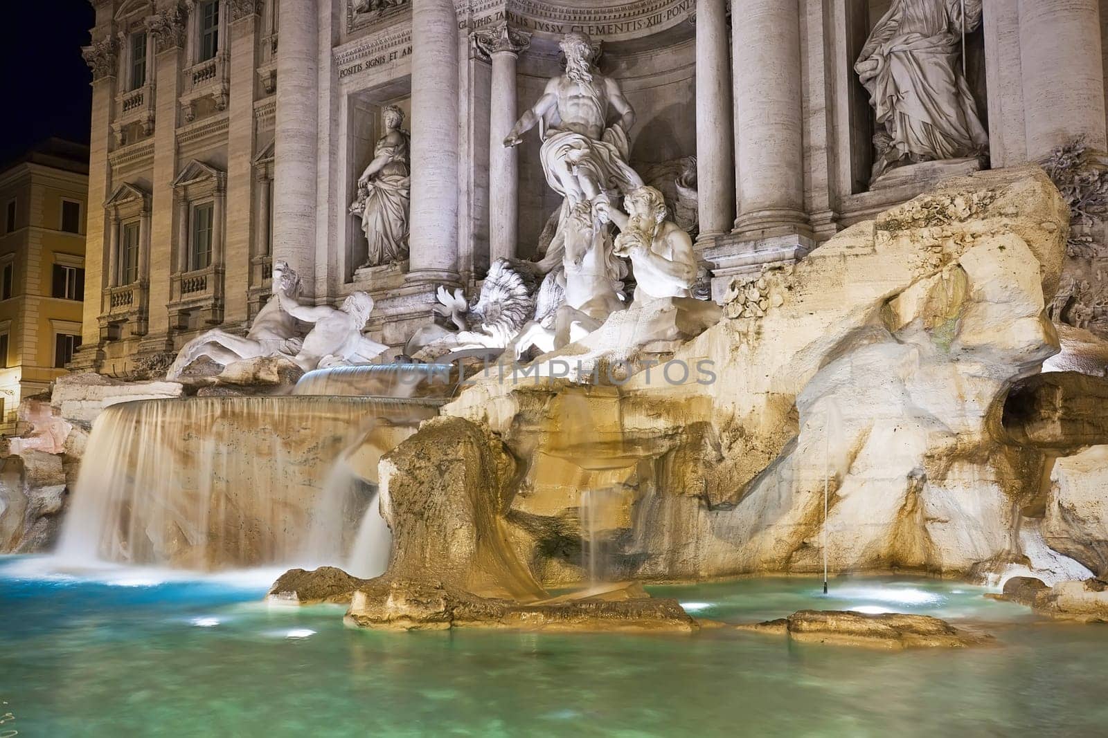 Fountain di Trevi - most famous fountain in Rome, Italy