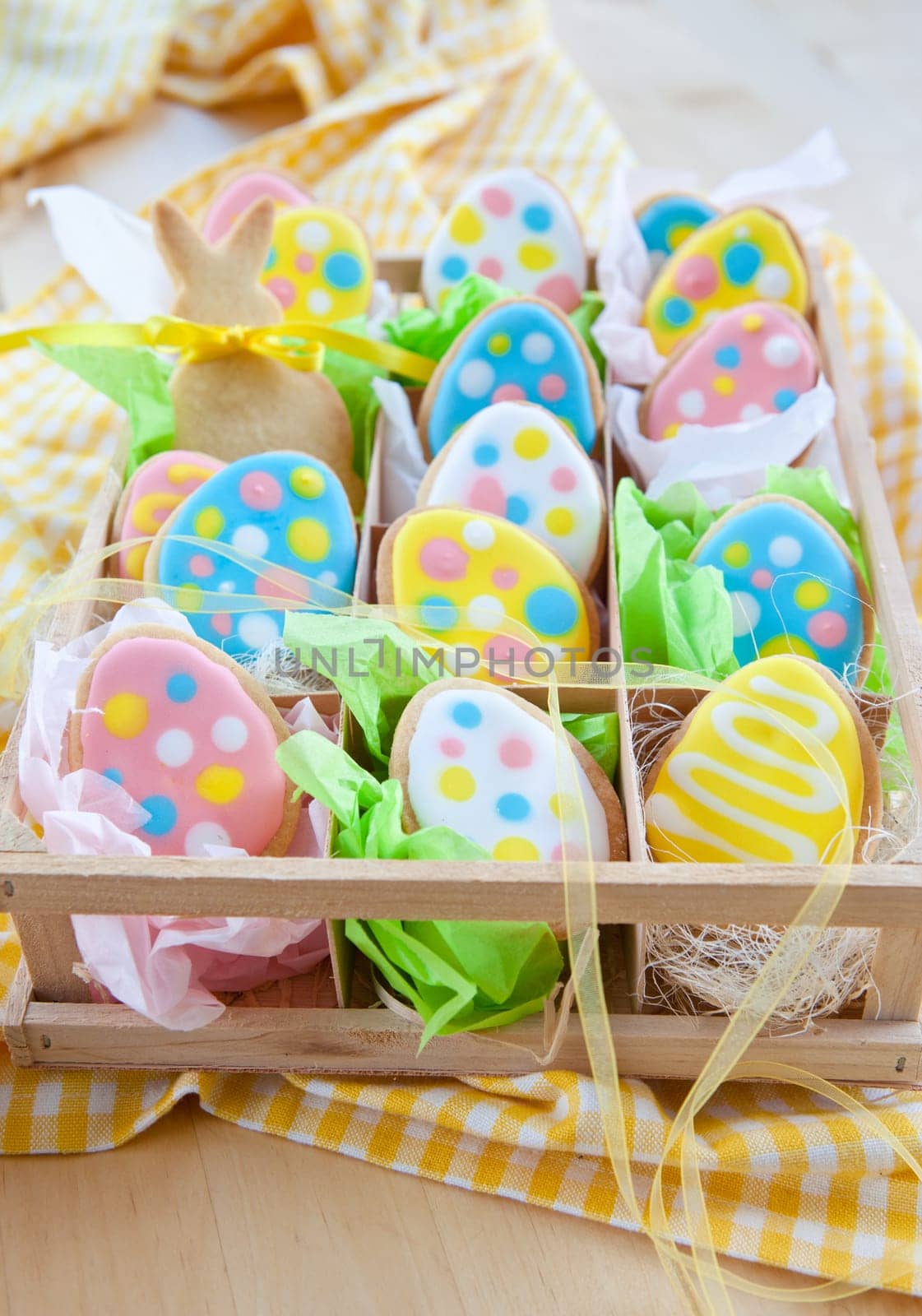 Small box with colorful places for Easter
