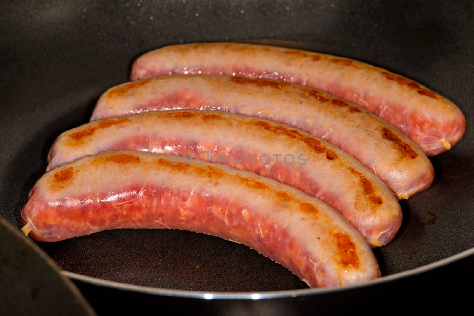Bratwurst in the pan