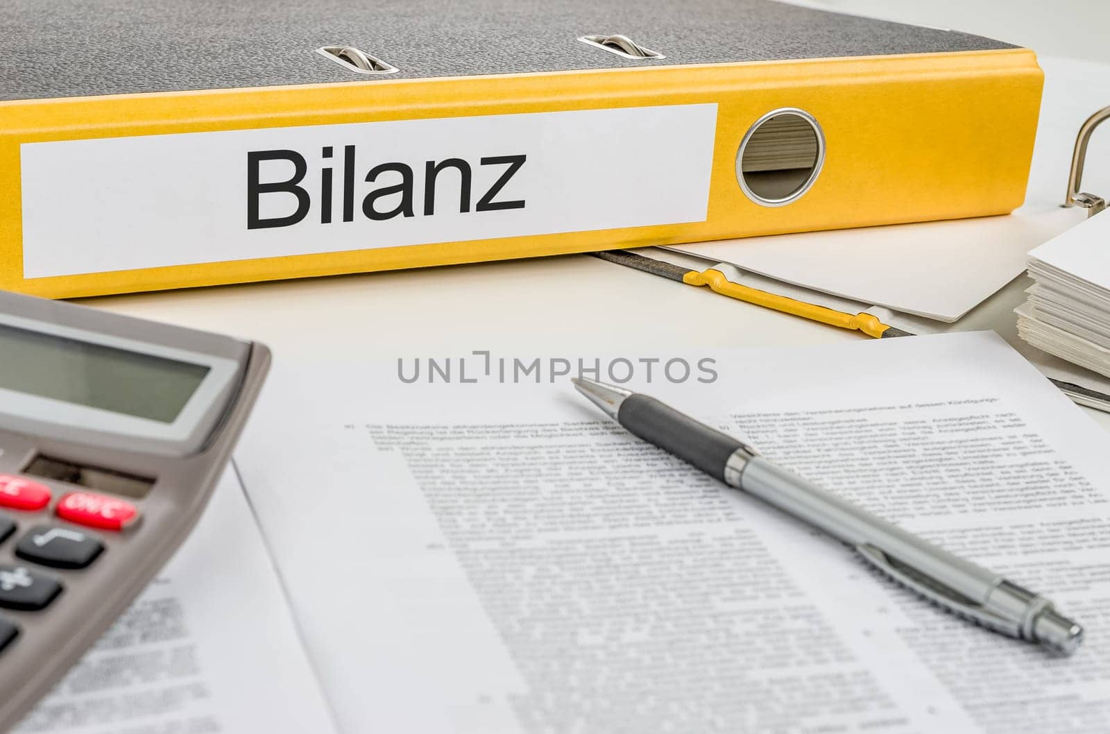 File folder labeled Balance Sheet