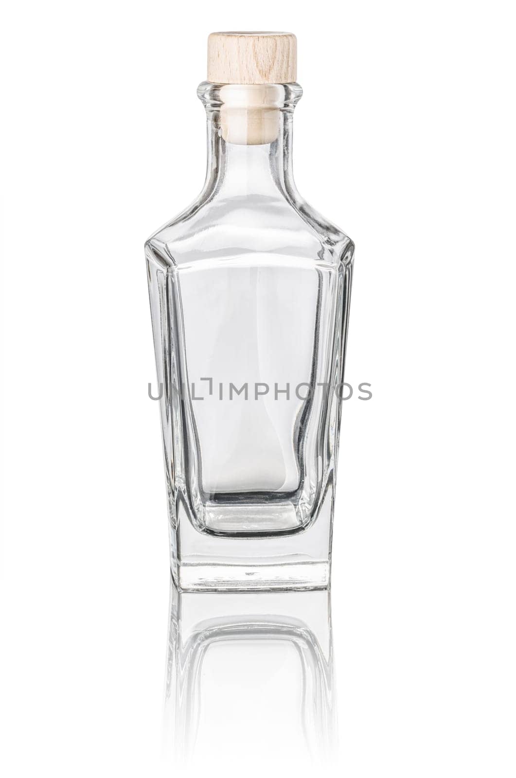 Cropped carafe with cork