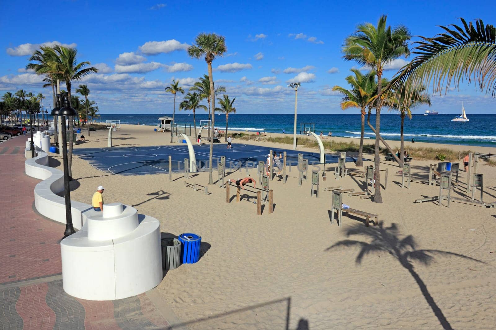FORT LAUDERDALE, FLORIDA - JANUARY 23, 2014