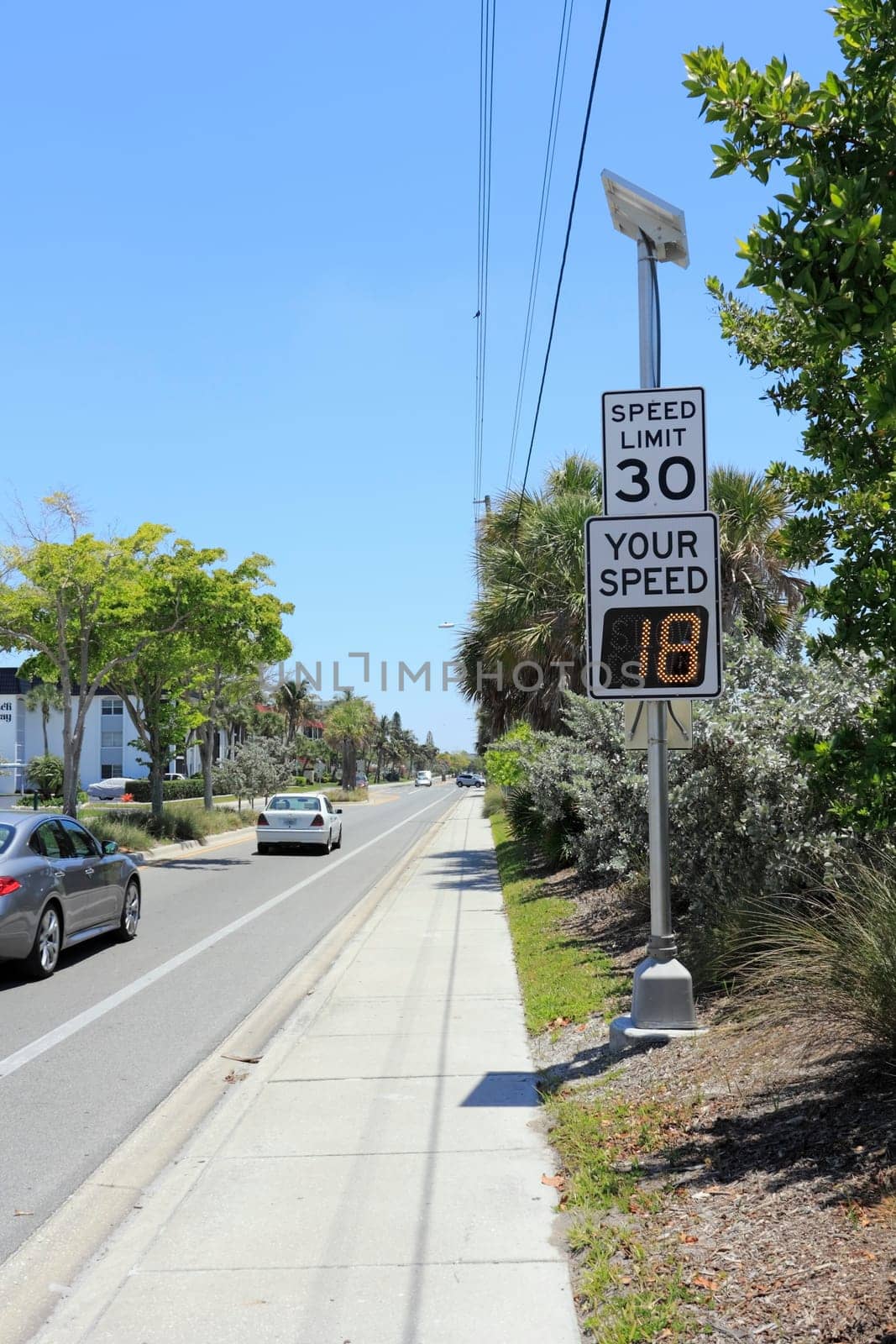 SIESTA KEY, FLORIDA - MAY 9, 2013