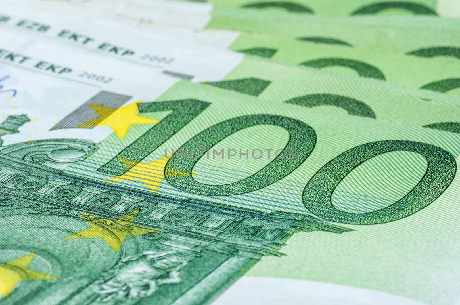 Hundred-euro notes
