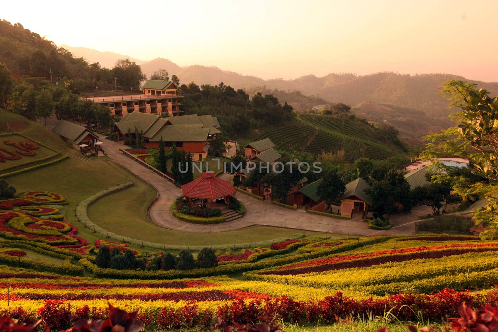 Das Hotel Resort Maesalong Flower Hills beim Bergdorf Mae Salong in der Huegellandschaft noerdlich von Chiang Rai in der Provinz Chiang Rai im Norden von Thailand in Suedostasien.
