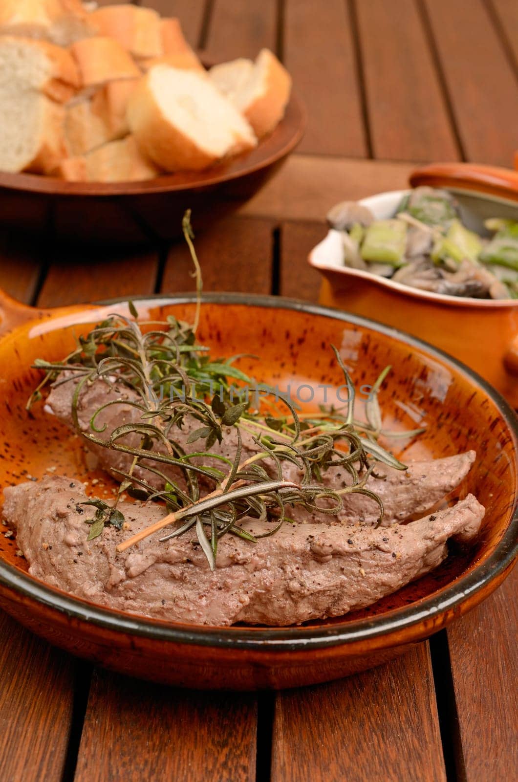 Filet of lamb with fried mushrooms and spring onions