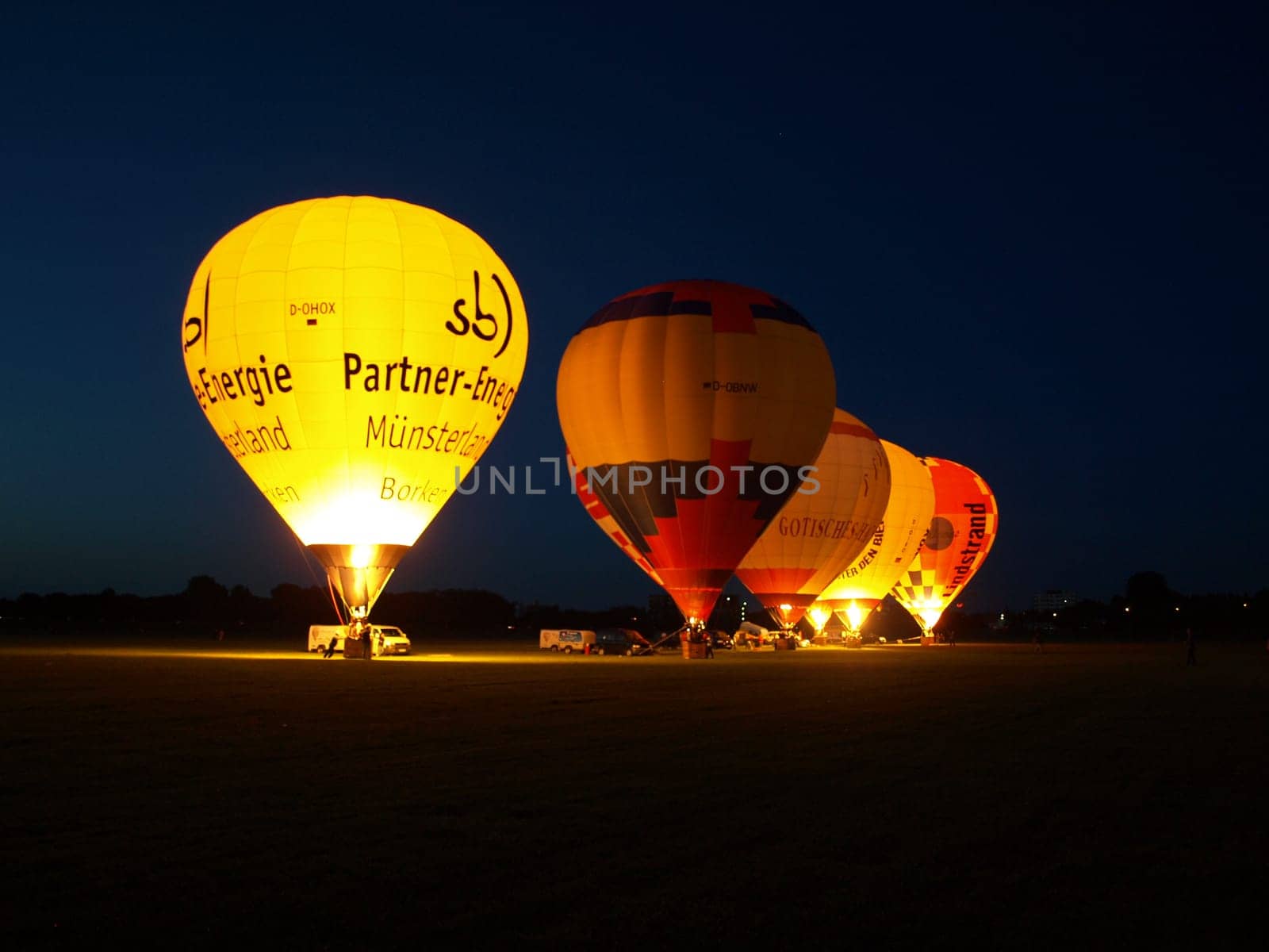 Balloon Glow - Hot Air Balloons