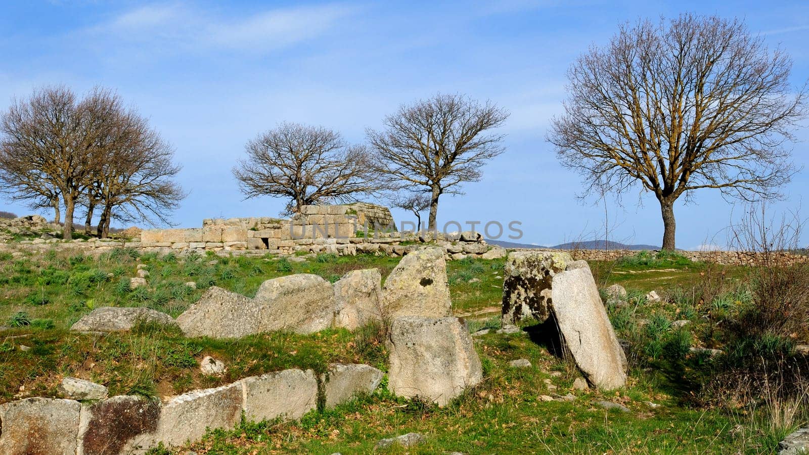 Giants' Tombs of Madau...The necropolis of Madau is located near the Nuraghe complex known as the Gremanu, a necropolis nuragica which is the plateau of Pratobello. Barbagia Ollolai in the middle of the valley of the riu Madau, in the direction of the step of Corru 'and Boi. The complex includes four burial tombs of the giants, made nuragica age, dating back to the Late Bronze-Late Bronze Age (1300-900 BC).