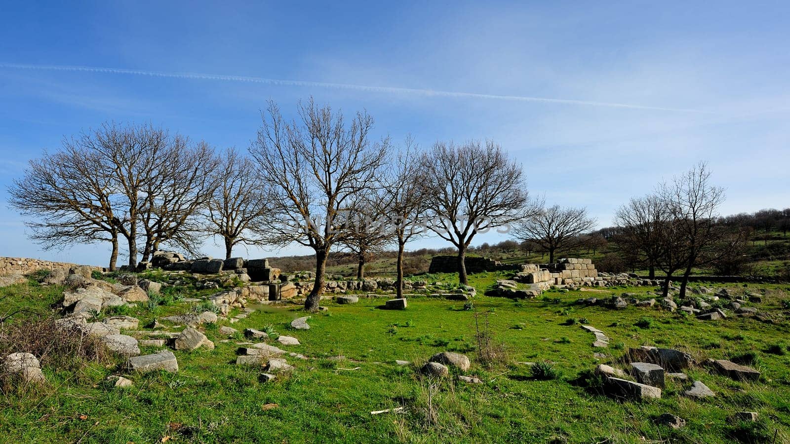 Giants' Tombs of Madau...The necropolis of Madau is located near the Nuraghe complex known as the Gremanu, a necropolis nuragica which is the plateau of Pratobello. Barbagia Ollolai in the middle of the valley of the riu Madau, in the direction of the step of Corru 'and Boi. The complex includes four burial tombs of the giants, made nuragica age, dating back to the Late Bronze-Late Bronze Age (1300-900 BC).