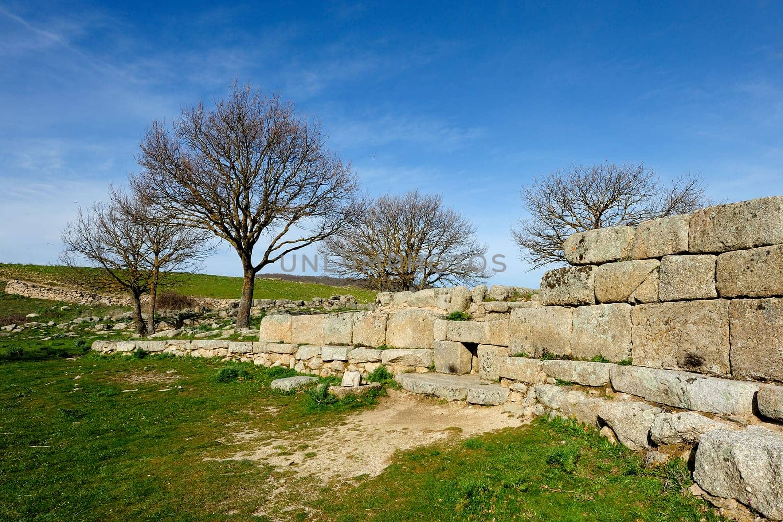 Giants' Tombs of Madau...The necropolis of Madau is located near the Nuraghe complex known as the Gremanu, a necropolis nuragica which is the plateau of Pratobello. Barbagia Ollolai in the middle of the valley of the riu Madau, in the direction of the step of Corru 'and Boi. The complex includes four burial tombs of the giants, made nuragica age, dating back to the Late Bronze-Late Bronze Age (1300-900 BC).