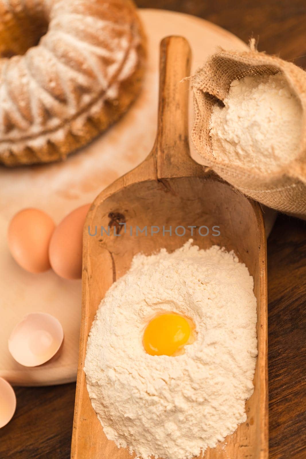 Baking cakes