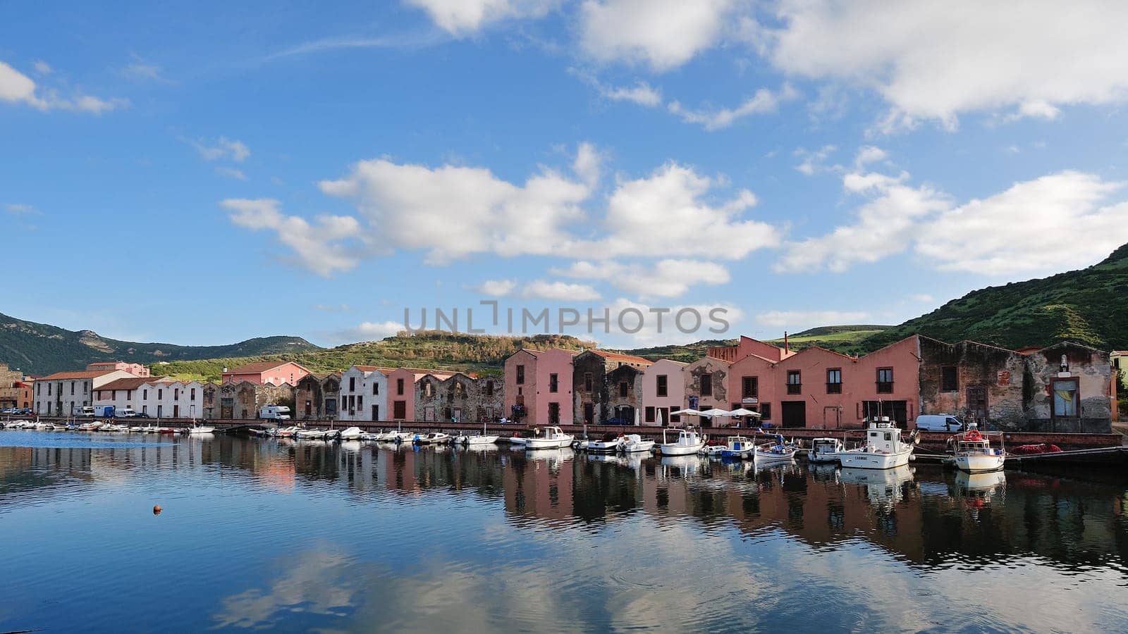 The Tanneries of Bosa is an important example of industrial architecture in Sardinia. The buildings are divided into two floors. On the ground floor there were, in addition to a well and the presses, the large tanks of masonry wood-paneled in which they were immersed skins.