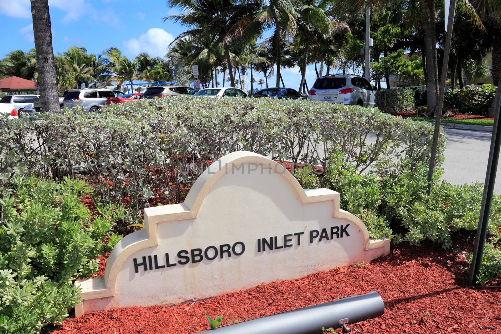 POMPANO BEACH, FLORIDA - FEBRUARY 12, 2014