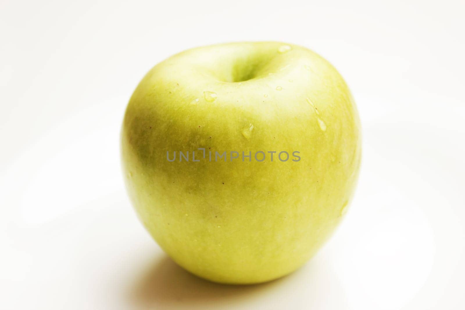 Fresh delicious looking green apples.