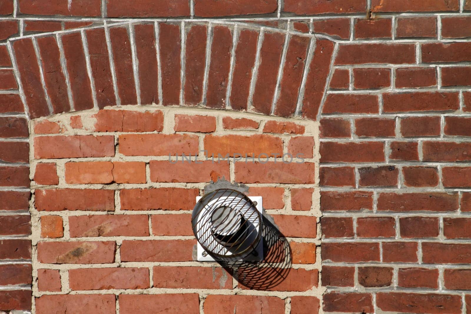 Walled window opening with ventilation