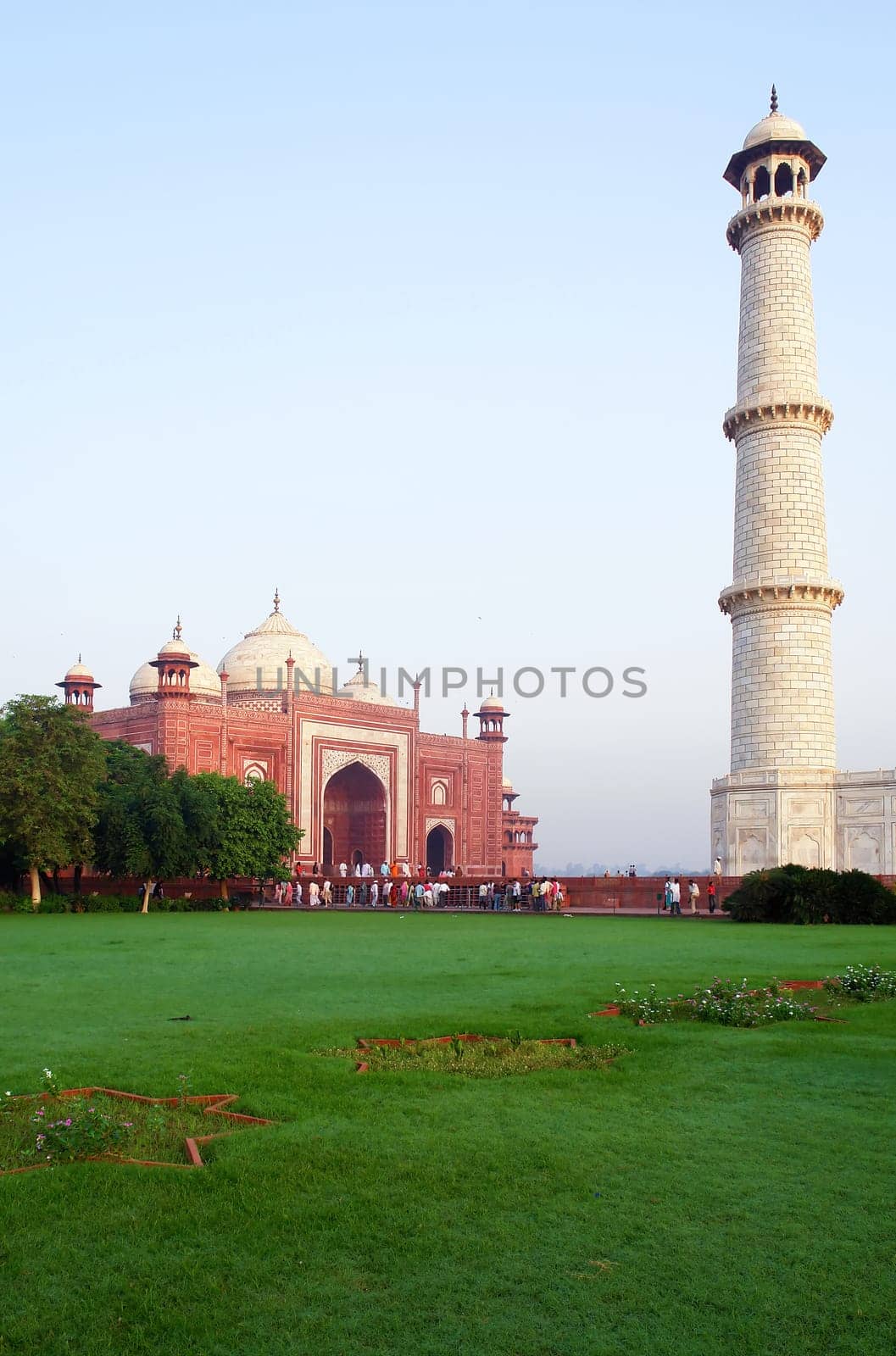 Overview of the Taj Mahal and garden, Agra, India