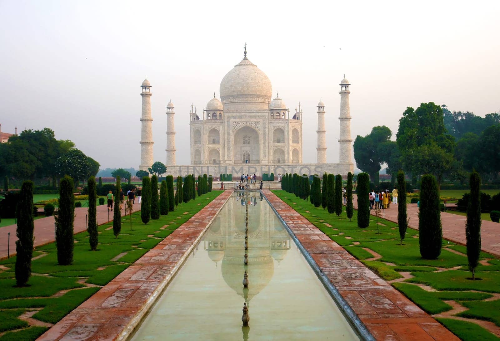 Overview of the Taj Mahal and garden, Agra, India