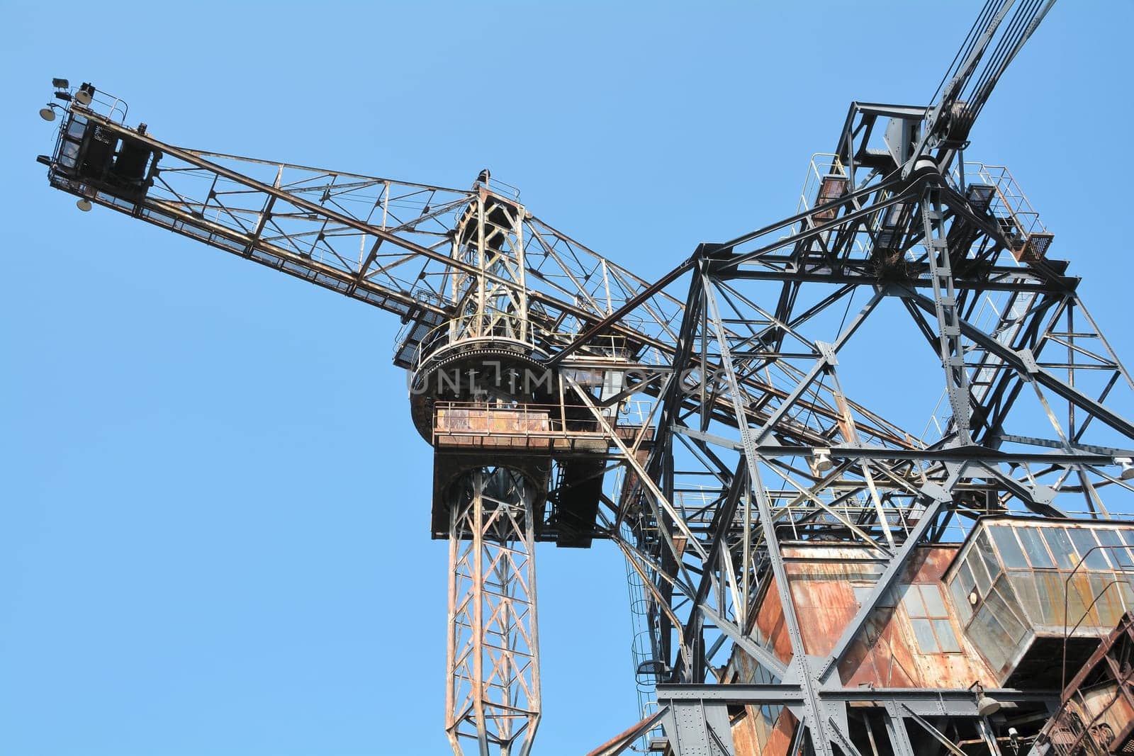 gigantic excavator in the disused Ferropolis opencast mine
