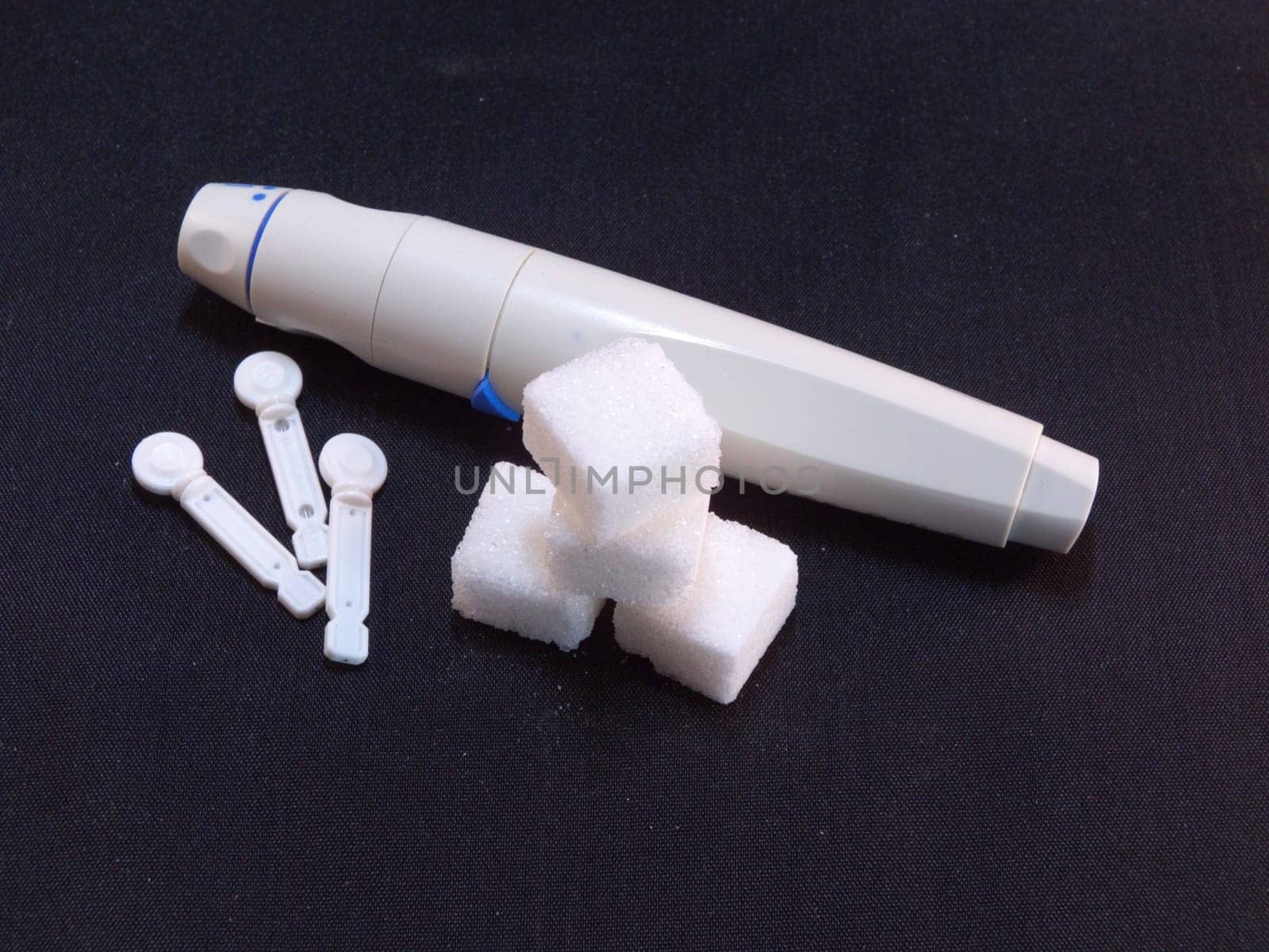 Diabetes test device