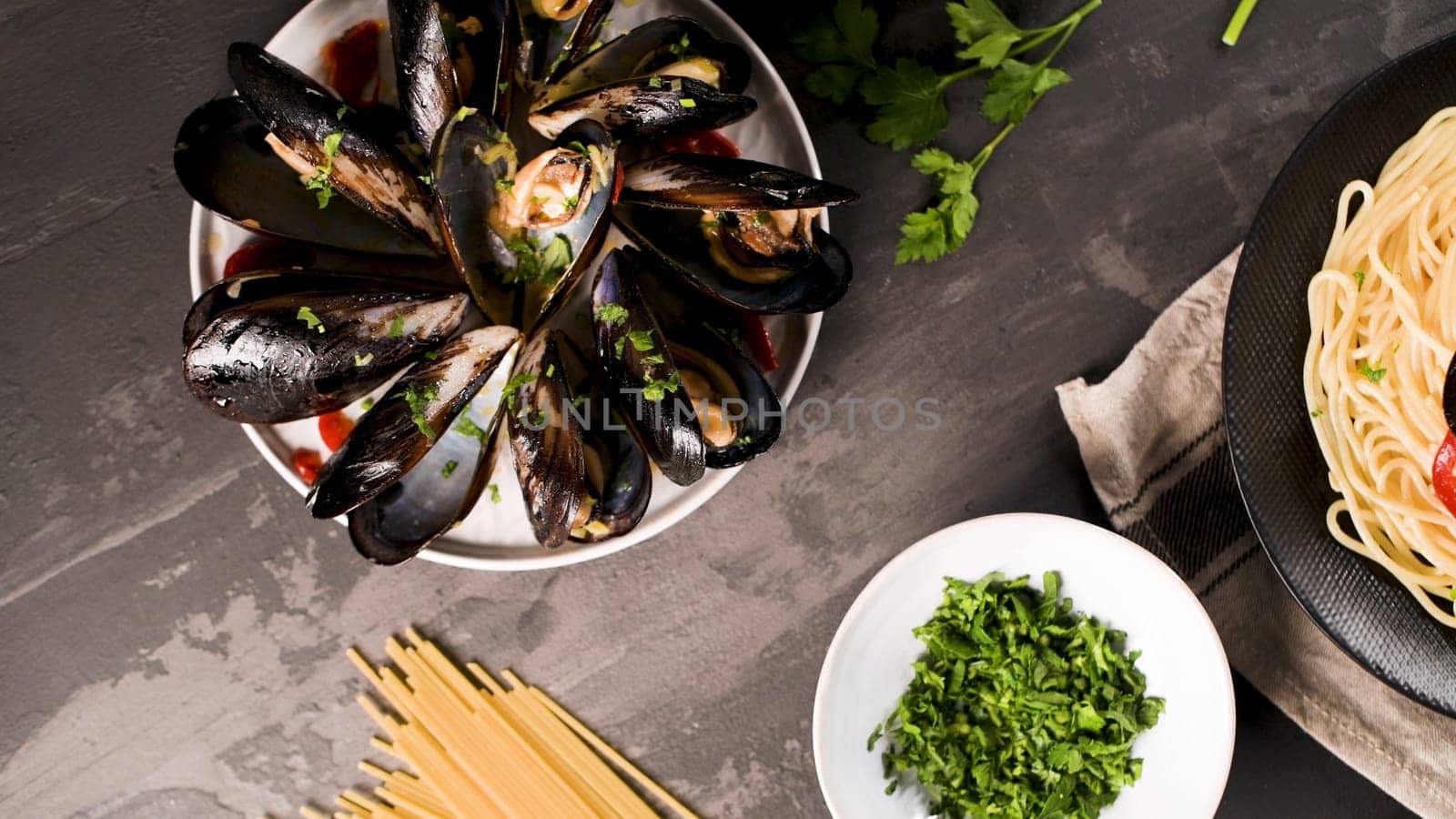 Homemade pasta spaghetti with mussels by homydesign