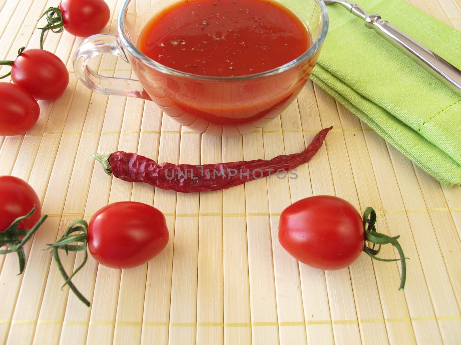 Spicy tomato soup with chilli