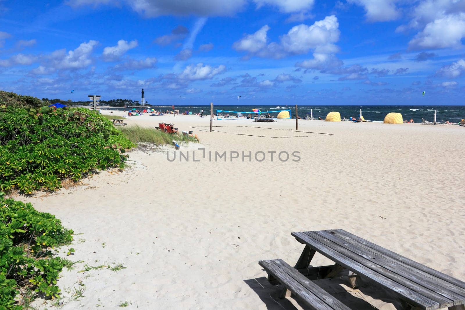 POMPANO BEACH, FLORIDA - FEBRUARY 12, 2014
