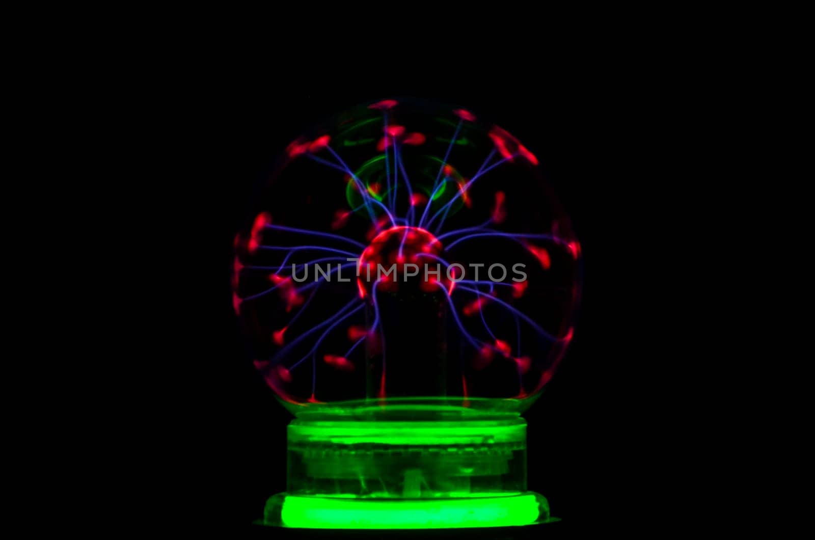 Plasma Static Electricity on a Tesla Sphere