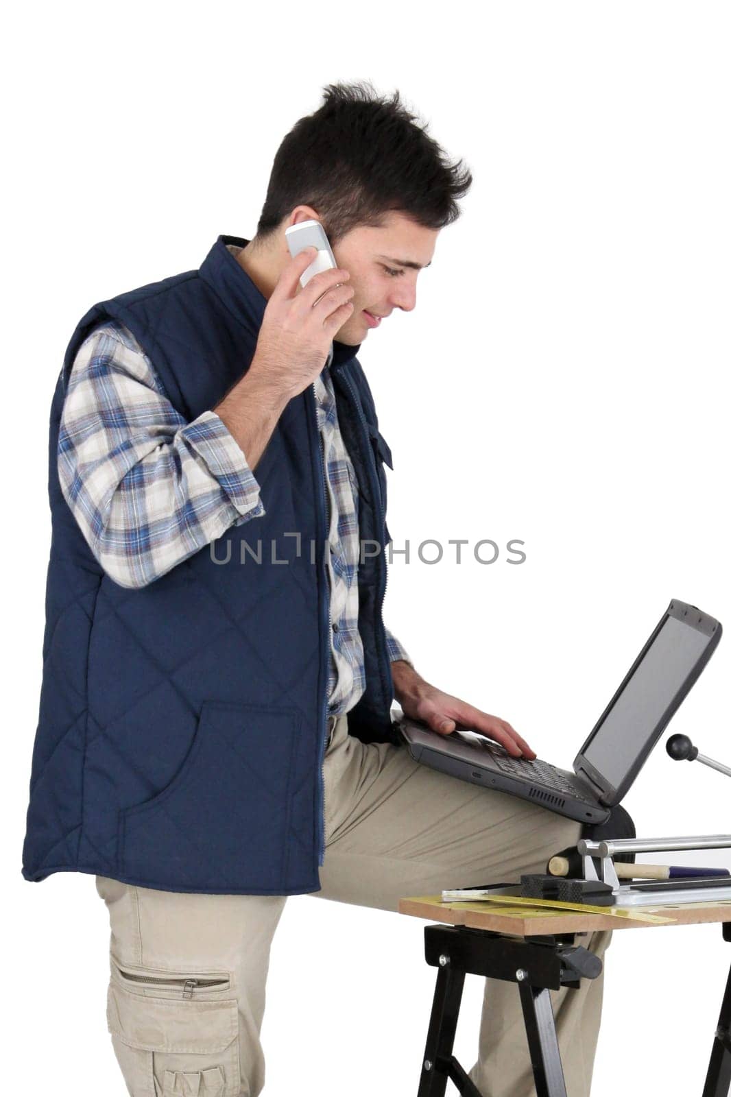 Tiler ordering more stock on-line