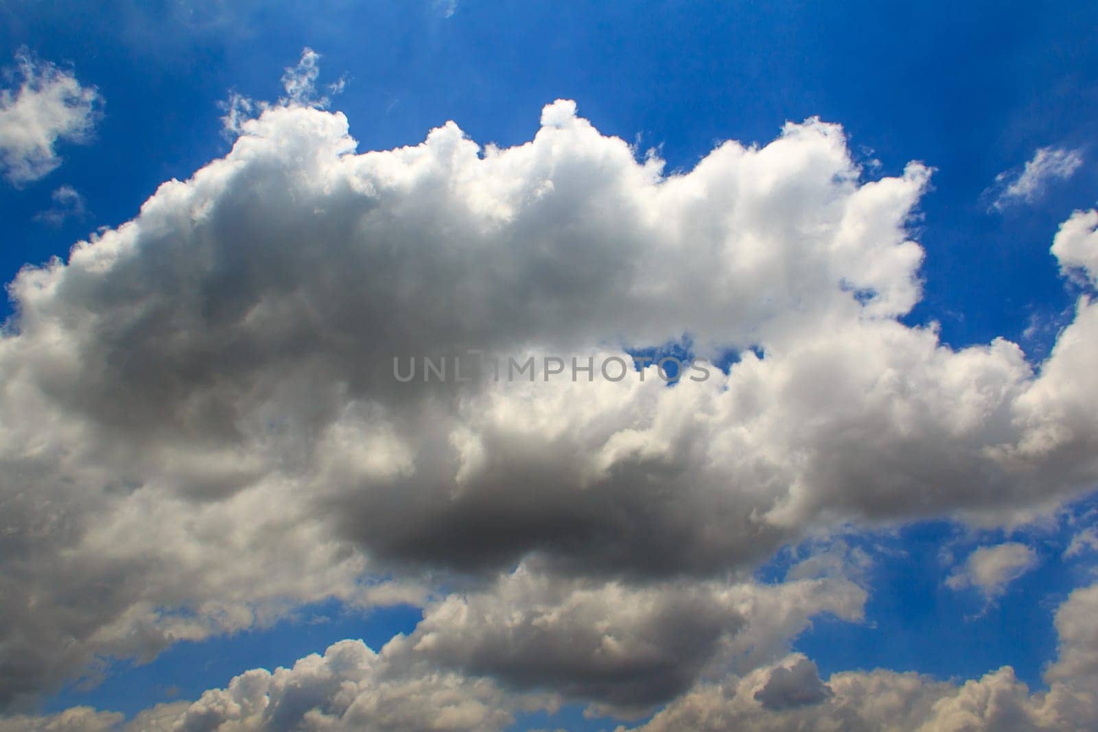 beautiful fresh, bright clouds with blue sky in bright day for scene and background