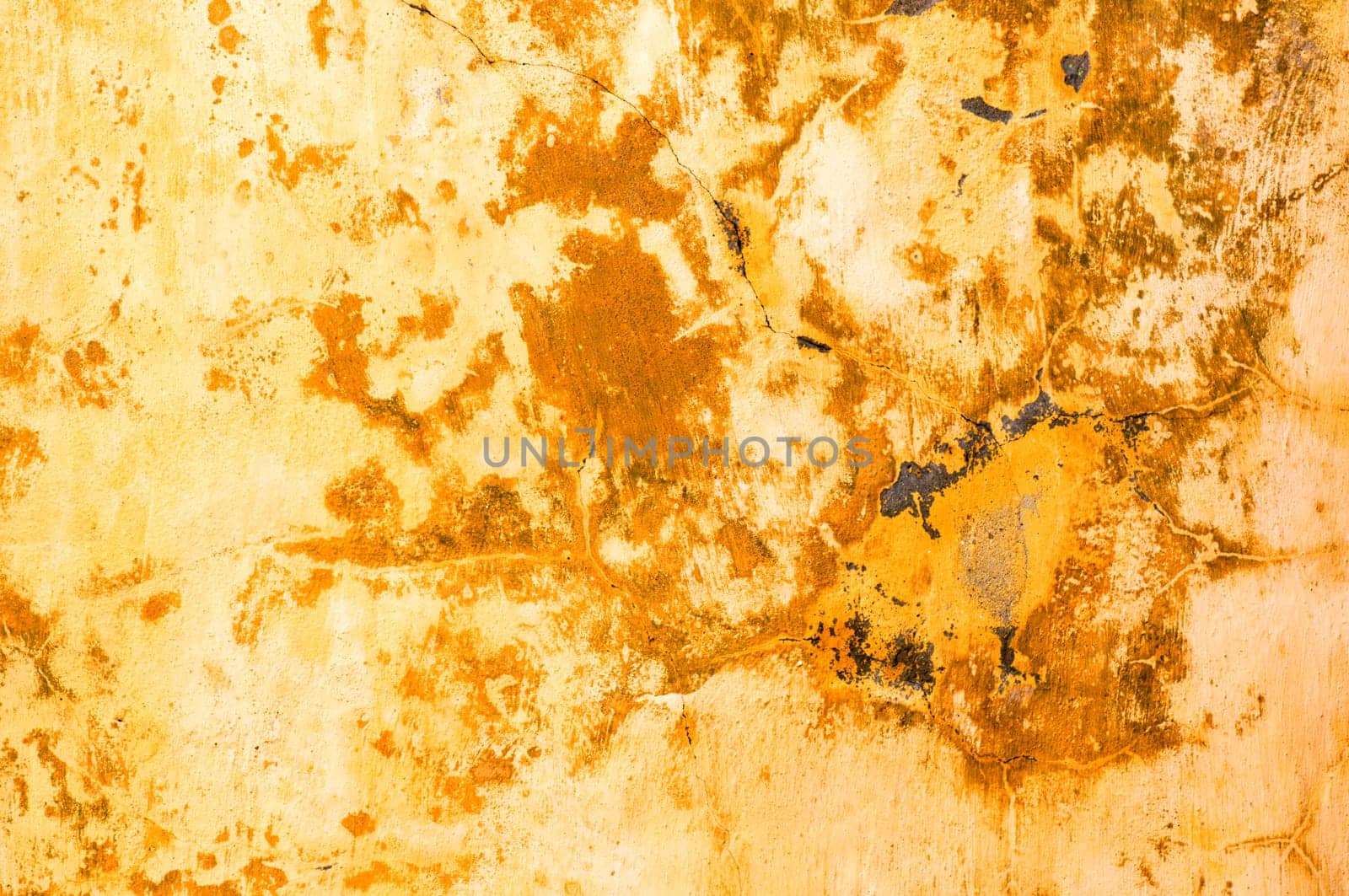 The background of grunge wall with crevice